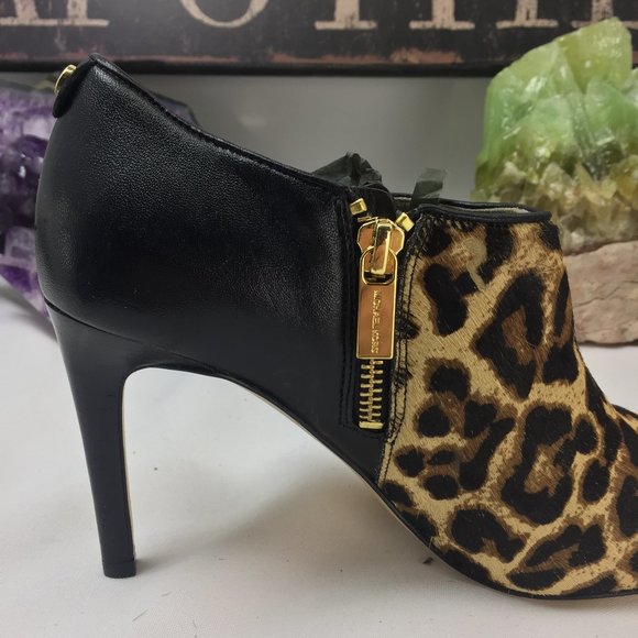 Michael Kors Fur Leather Heel Boot Zip print two - Picture 6 of 12